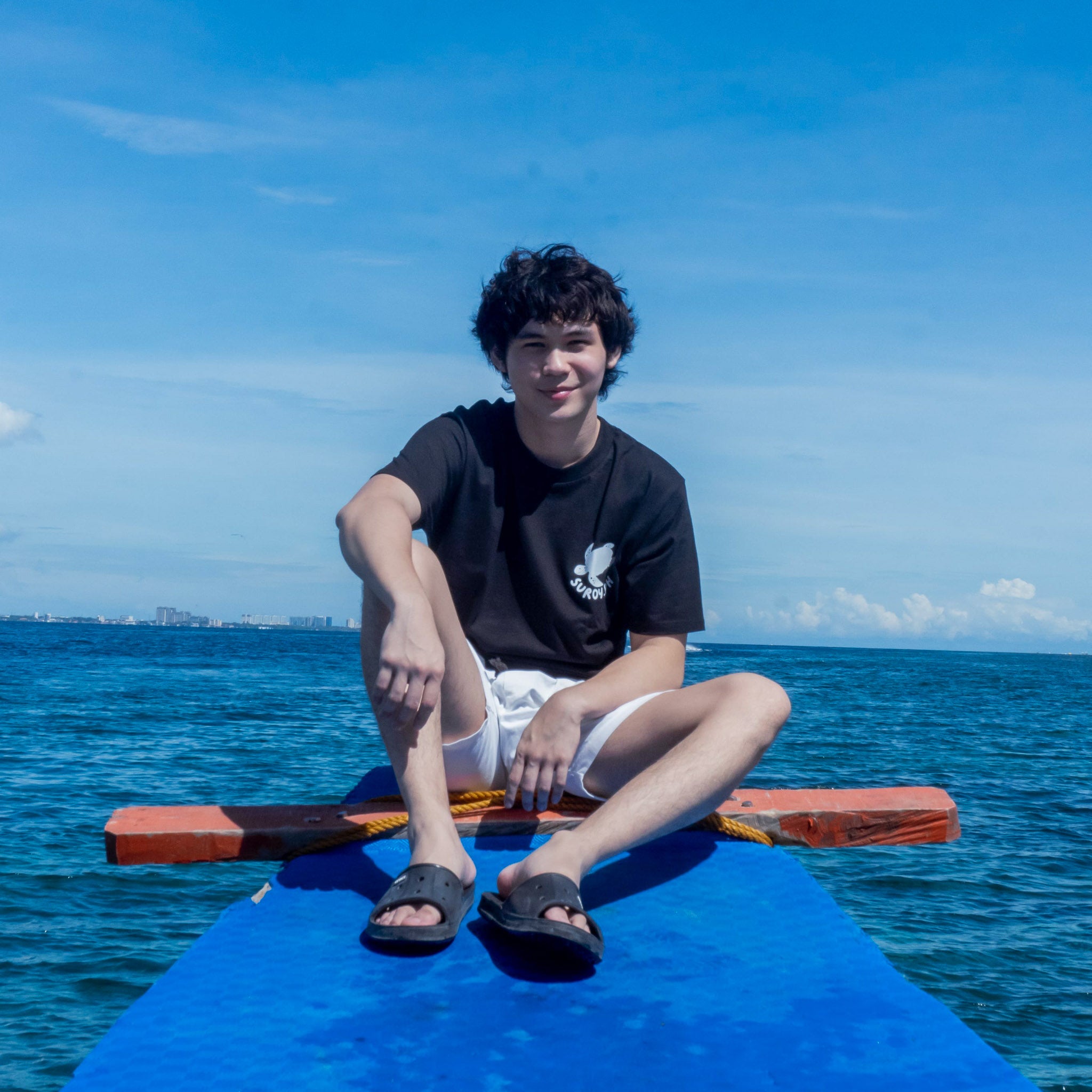 Suroy Definition Tee - Statement Series